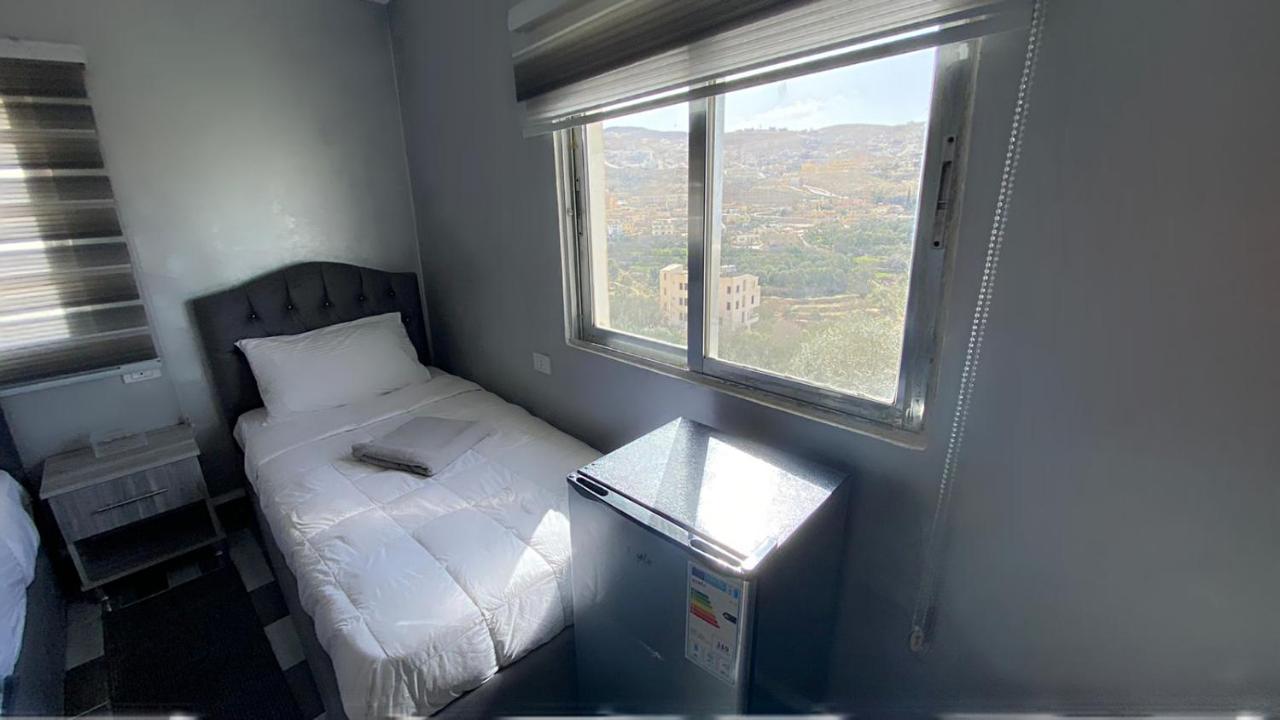 Petra Pillars Hostel وادي موسى المظهر الخارجي الصورة