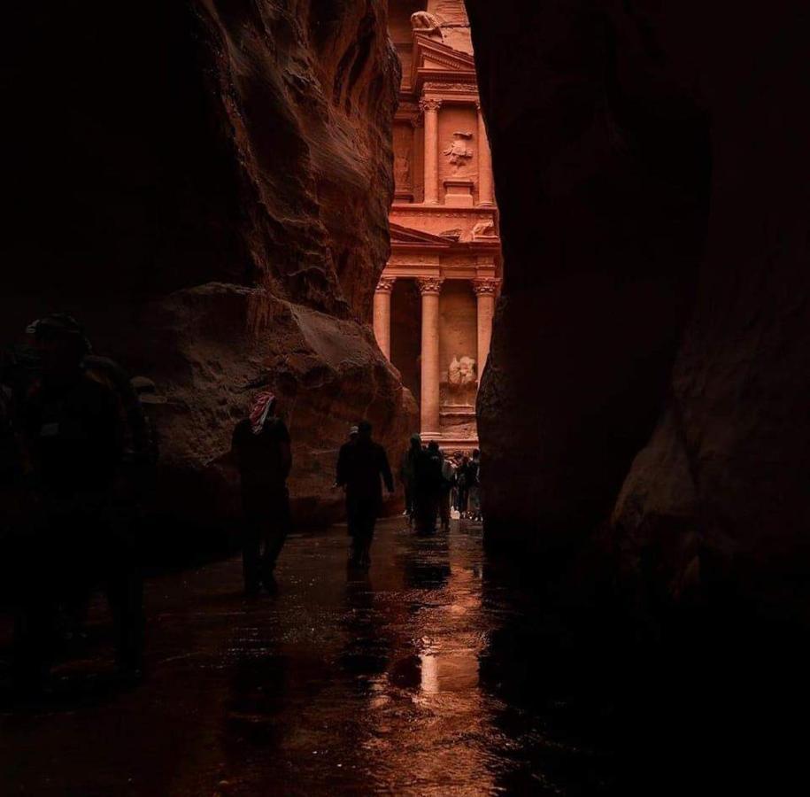 Petra Pillars Hostel وادي موسى المظهر الخارجي الصورة