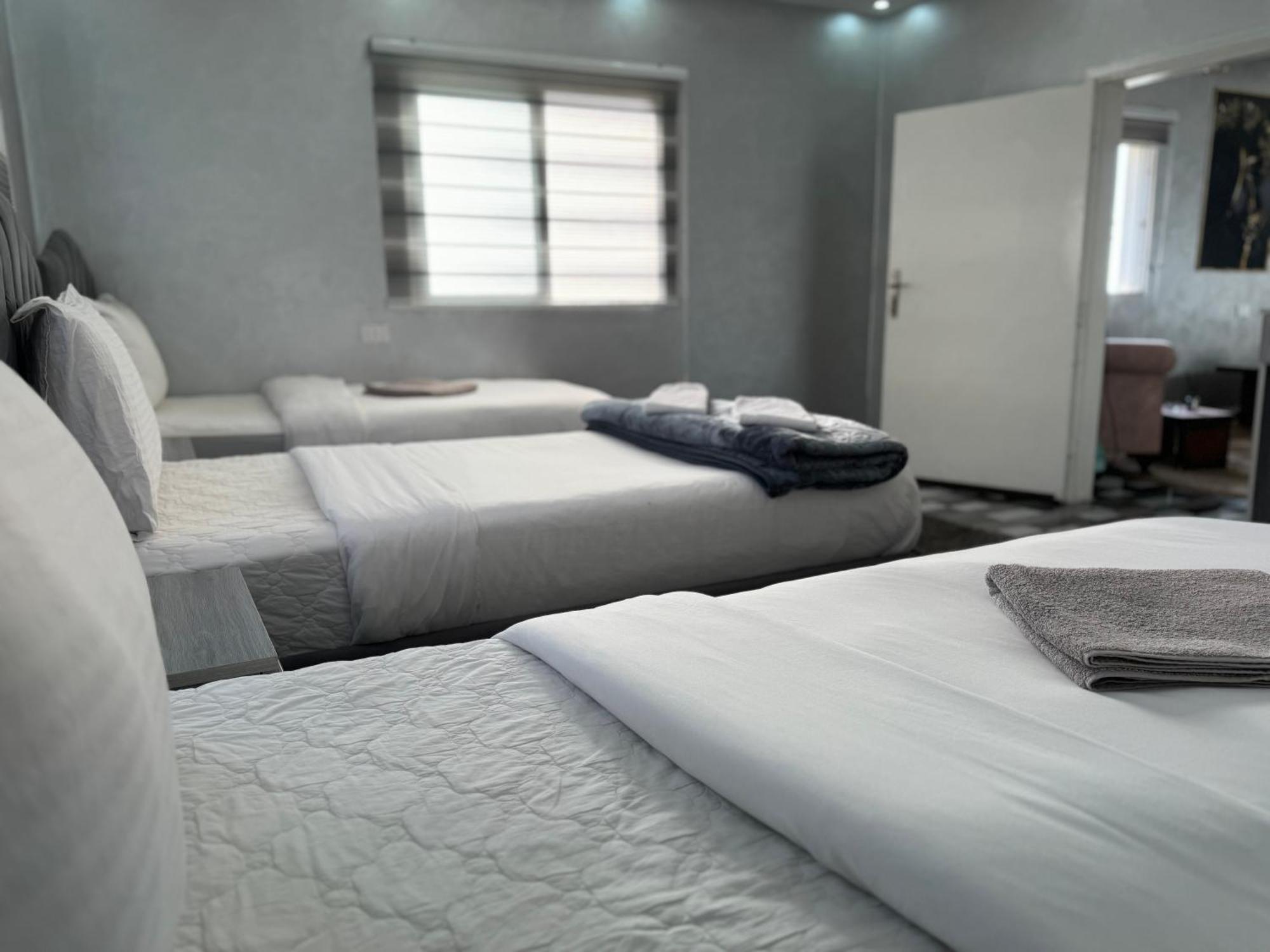 Petra Pillars Hostel وادي موسى المظهر الخارجي الصورة