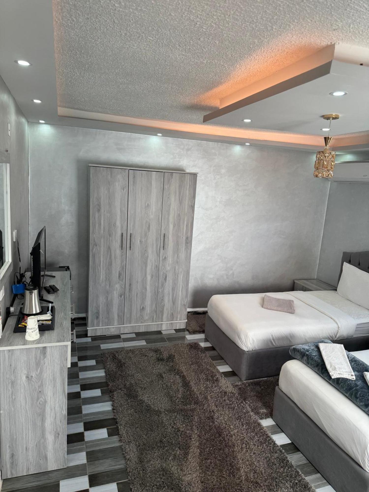 Petra Pillars Hostel وادي موسى المظهر الخارجي الصورة